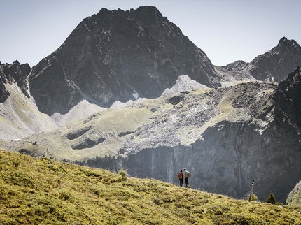 Hiking in the Tyrolean Oberland Hiking in the Tyrolean Oberland